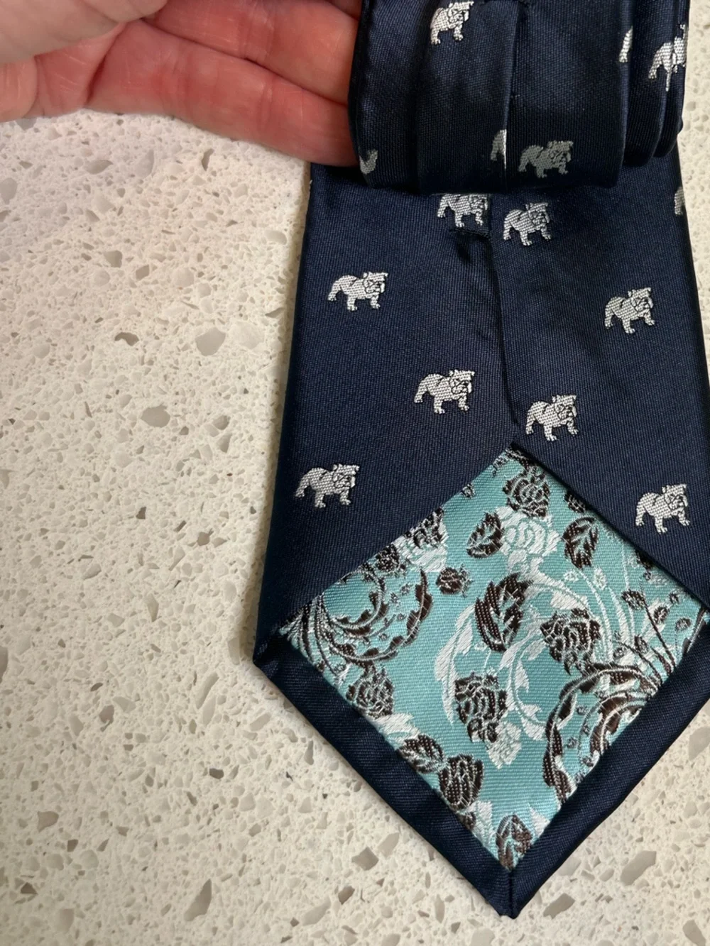 Frederick Thomas London Navy British‎ Bulldog Handmade Tie NWT